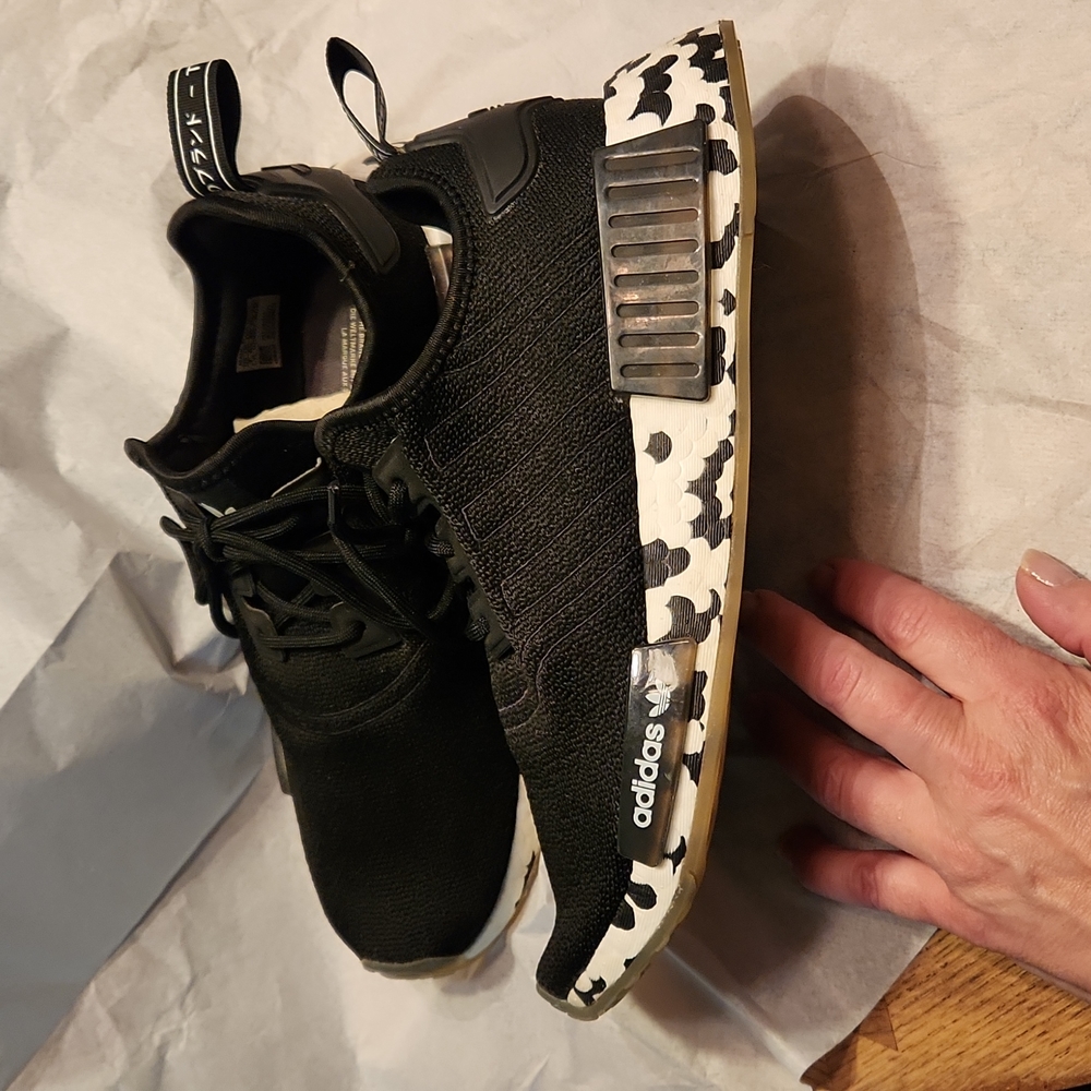 COPY - Adidas LA Marque sz 7 - Picture 4 of 12